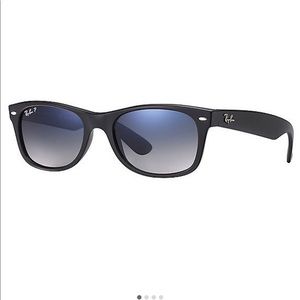 Ray Ban Unisex Polarized Lens Wayfarer Sunglasses